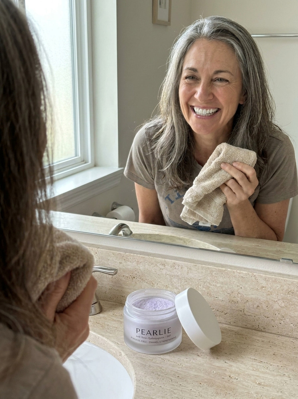 Pearlie Whitening Powder Image