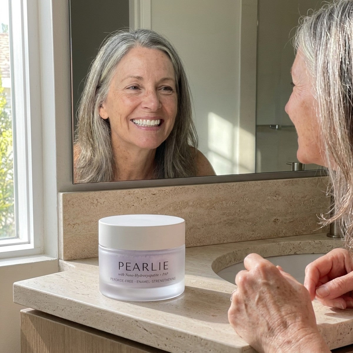 Pearlie Whitening Powder Image